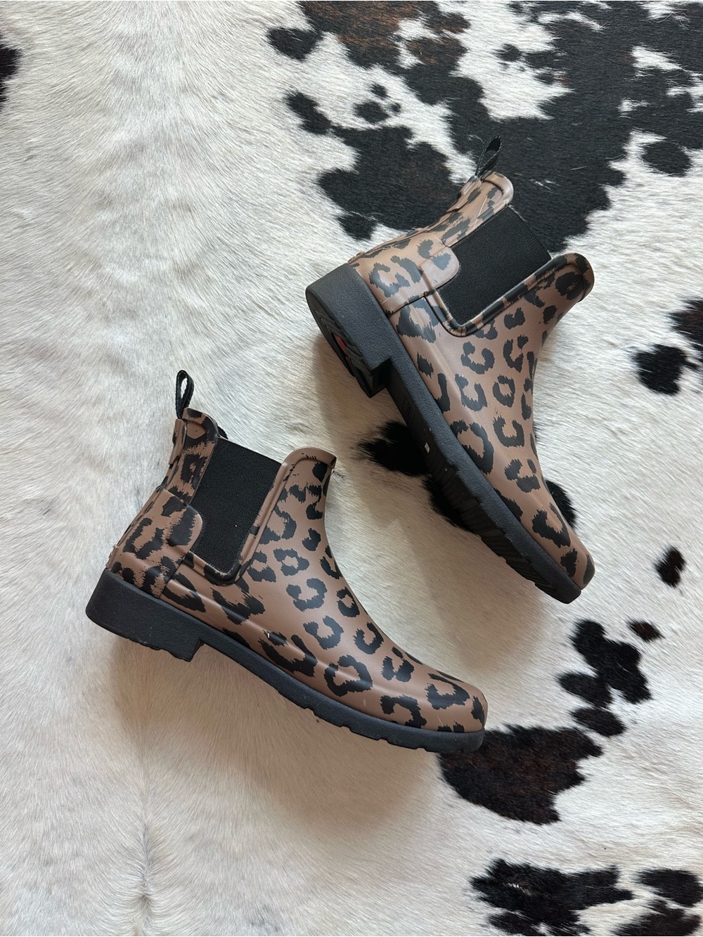 HUNTER Leopard Print Chelsea Rain Boots - Brown/Black